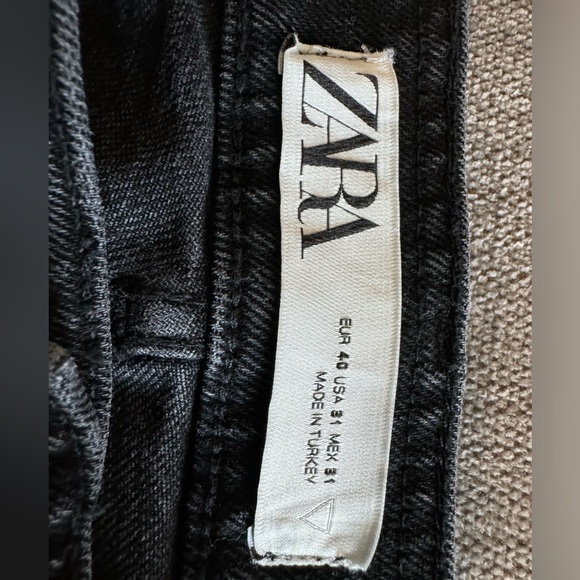 Selling 4 pairs of jeans for Zara - Picture 3 of 6